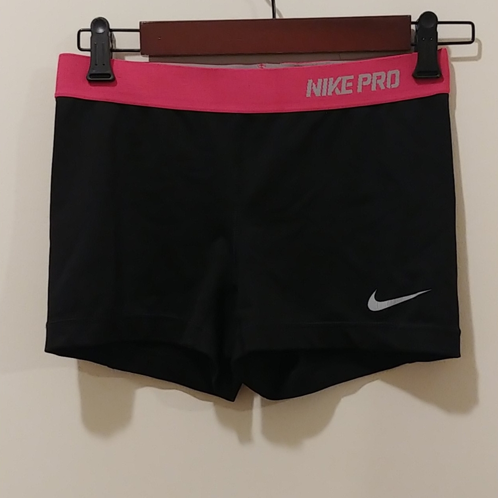Nike Pro size medium spandex shorts
